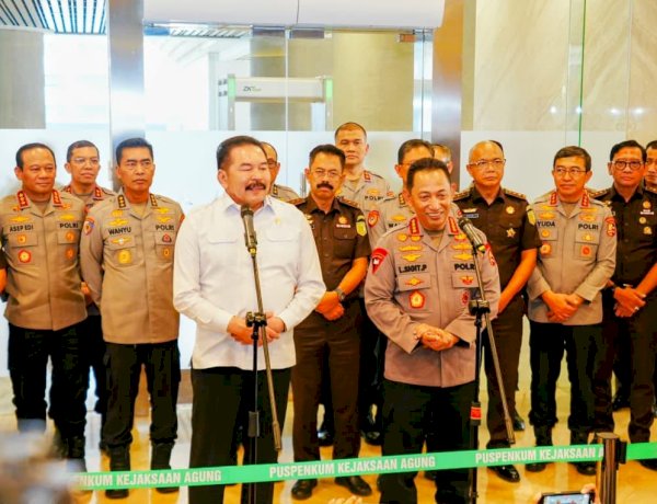 *Kapolri dan Jaksa Agung Perkuat Sinergitas Penegakan Hukum, Pastikan Soliditas Institusi*