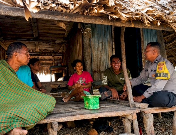 Wujudkan Desa Aman dan Nyaman, Bhabinkamtibmas Ajak Warga Tolak Judi dan Miras
