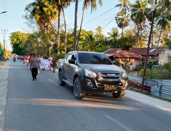 Polisi Hadir di Tengah Semarak HUT ke-73 SMPN 1 Sabu Barat, Jalan Santai Berlangsung Aman dan Lancar