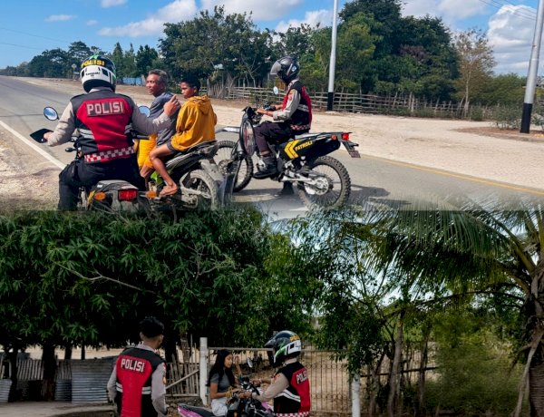 Patroli Dialogis Sat Samapta Polres Sabu Raijua Ciptakan Kamtibmas Aman dan Kondusif