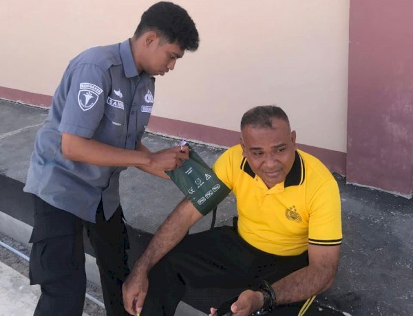 Kesehatan Jadi Prioritas, Dokkes Polres Sabu Raijua Cek TTV Peserta Tes PAG