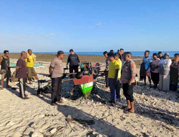 Nelayan Temukan Jenazah di Atas Perahu Motor di Perairan Ujula, Satreskrim dan Polsek Hawu Mehara Lakukan Evakuasi