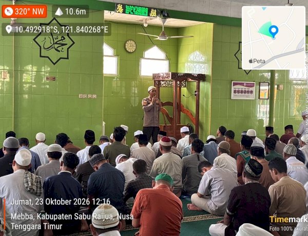 Perkuat Silaturahmi dan Jaga Kamtibmas, Polsek Sabu Barat Gelar Jumat Keliling Dukung Program 100 Hari Kapolri