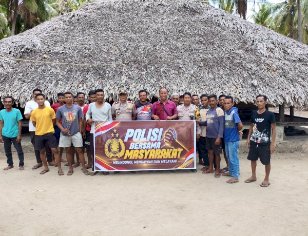 BANGUN KEPERCAYAAN, SAT BINMAS POLRES SABU RAIJUA GELAR POLISI KUMPUL BERSAMA MASYARAKAT