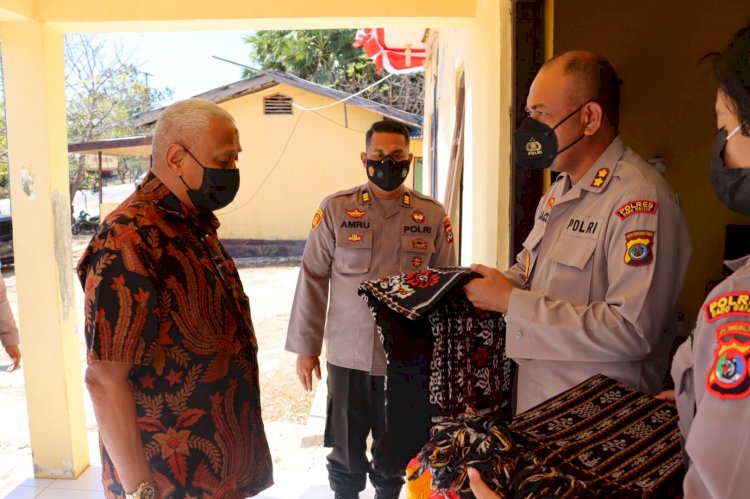 Kapolres Sabu Raijua Sambut Hangat Kunjungan Kerja Drs. Y. Jacki Uly, M.H.