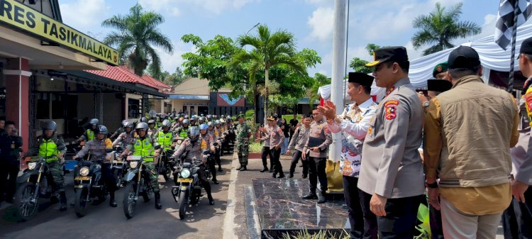 Wujudkan Pemilu Damai, Kaops Nusantara Cooling System Tebar 1.500 Paket Sembako di Tasikmalaya 