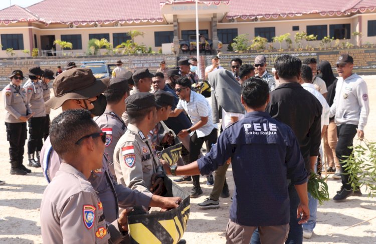 Menyambut pelaksanaan Pemilihan Umum (Pemilu) tanggal 14 Februari 2024 mendatang, Polres Sarai menggelar Latihan Awal Simulasi Sistem Pengamanan Kota