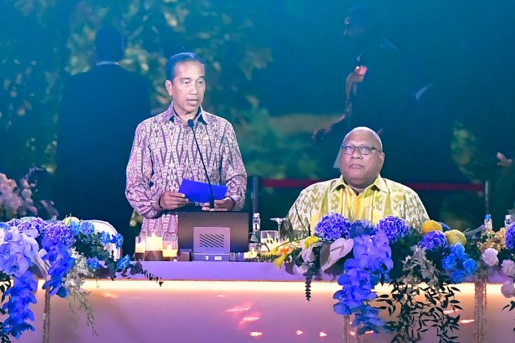 *Presiden Jokowi Jamu Santap Malam Para Pemimpin dan Delegasi KTT WWF Ke-10 di GWK*