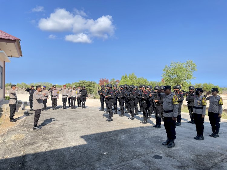 Kapolres Pimpin Patroli Bersama BKO Brimob Ke TPS - TPS