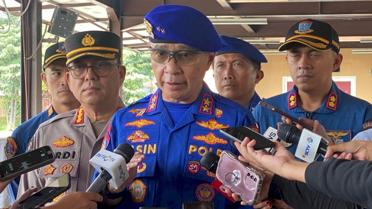 Polri Turun Tangan Bantu Evakuasi dan Penanganan Banjir di Jabodetabek