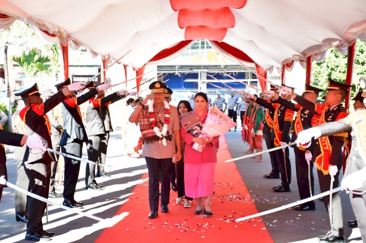 Kapolda NTT Sambut Hangat Brigjen Pol. Baskoro Tri Prabowo sebagai Wakapolda NTT yang Baru