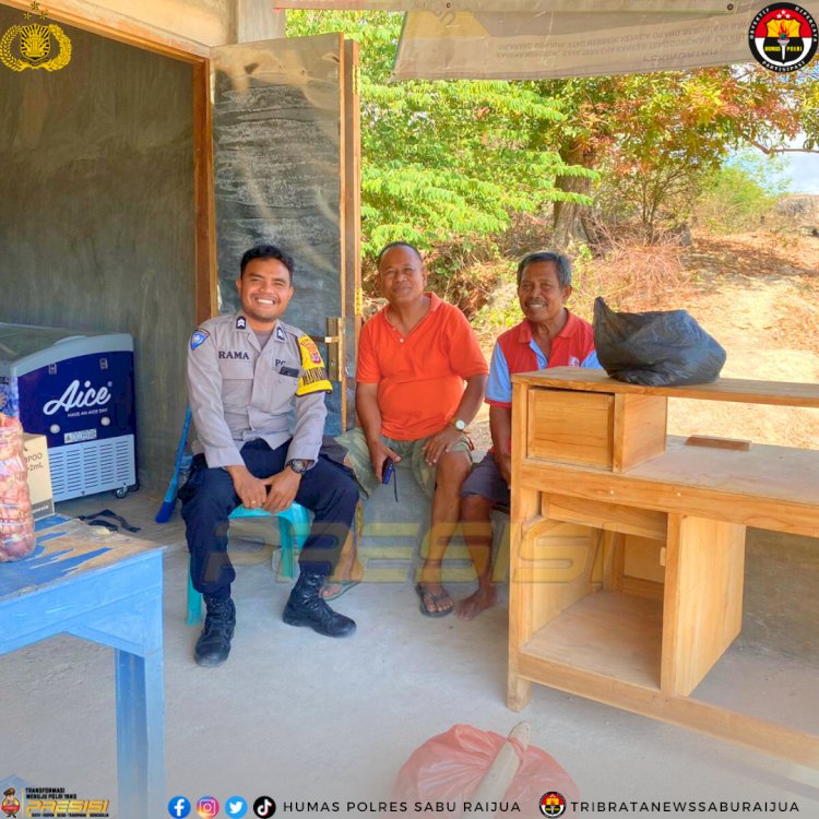 Bhabinkamtibmas Laksanakan Sambang dan Patroli di Wilayah Sabu Timur