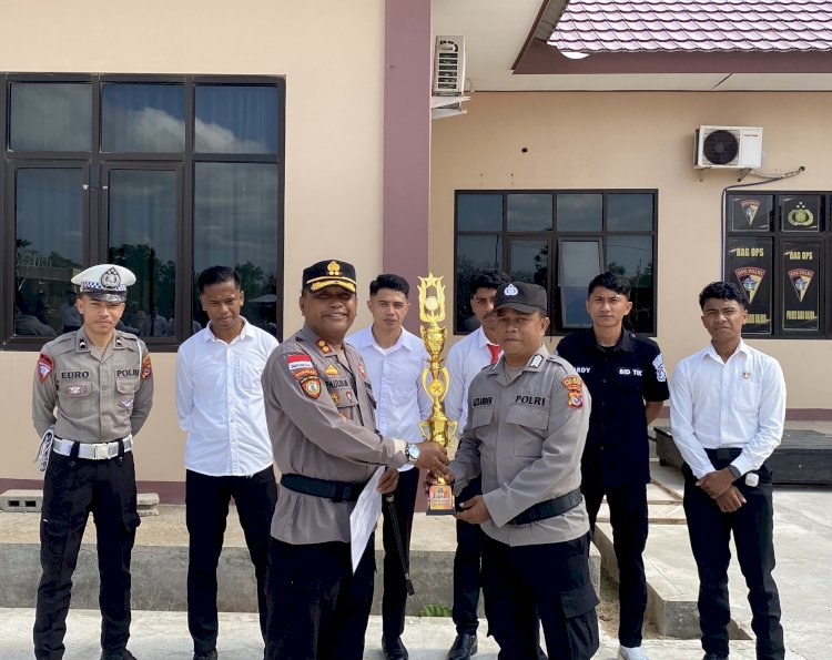 Tim Bhayangkara Polres Sabu Raijua Raih Juara 1 Dalam Turnamen Futsal Trofeo Cup Champions 2025