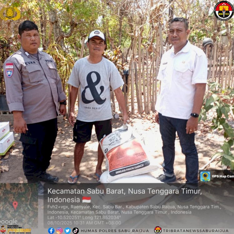 Kegiatan Pembagian Bantuan Pupuk dan Bibit untuk Kelompok Tani Berjalan Lanca