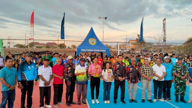 Bupati Sabu Raijua Buka Secara Resmi Turnamen Bola Voli Bupati Cup I Tahun 2025
