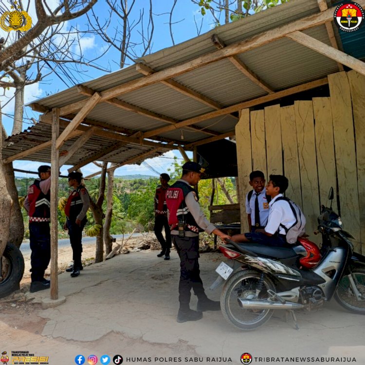 Satuan Samapta Polres Sabu Raijua Laksanakan Patroli Kota untuk Jaga Kamtibmas