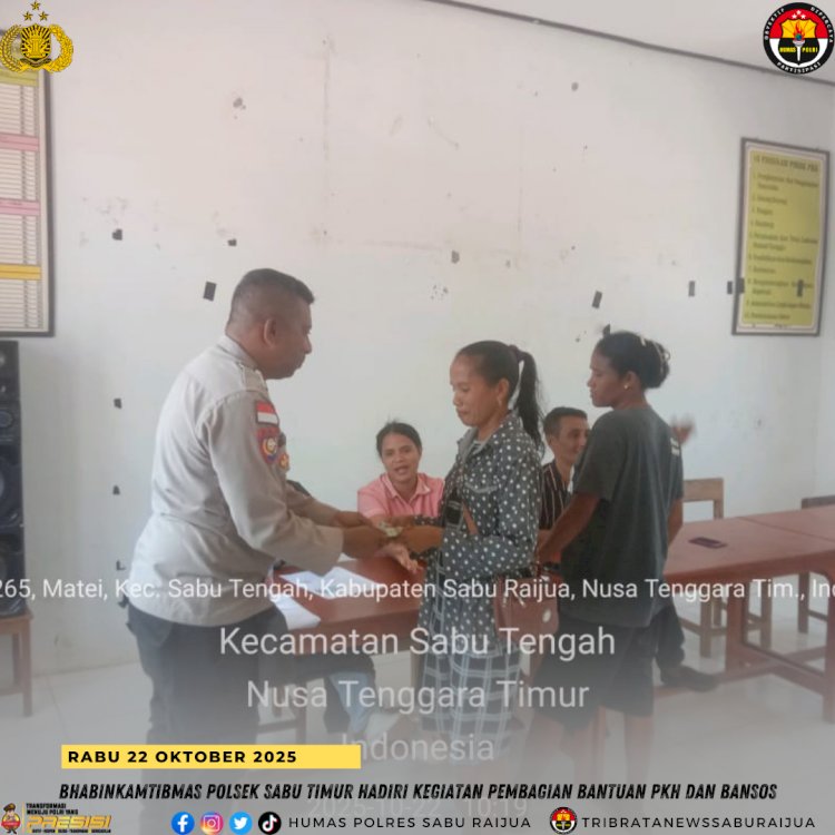 Bhabinkamtibmas Polsek Sabu Timur Hadiri Kegiatan Pembagian Bantuan PKH dan Bansos