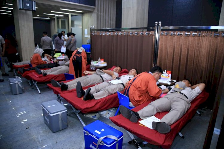 Jelang Hari Jadi ke-74, Humas Polri Gelar Donor Darah