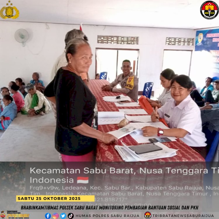 Bhabinkamtibmas Polsek Sabu Barat Monitoring Pembagian Bantuan Sosial dan PKH