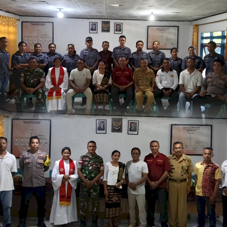 Bhabinkamtibmas Polsek Sabu Barat Hadiri Pelantikan Aparat Desa Raeloro, Sampaikan Himbauan Kamtibmas