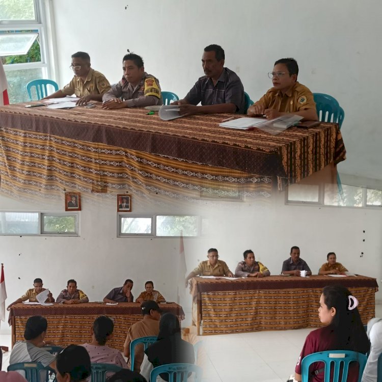 Bhabinkamtibmas Polsek Sabu Barat Hadiri Rapat Pembentukan Panitia Pemilihan RT/RW di Kelurahan Mebba