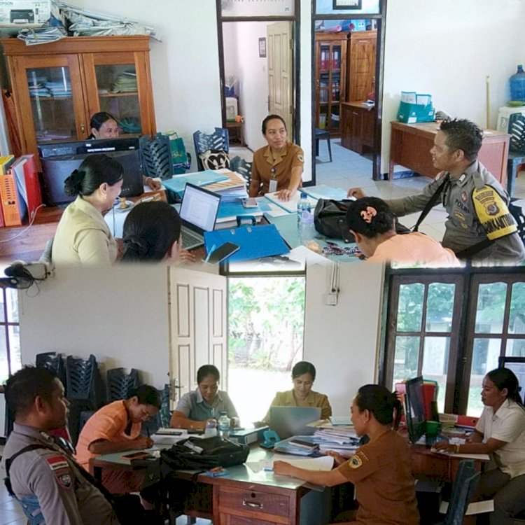 Bhabinkamtibmas Desa Roboaba Berikan Himbauan Waspada Cuaca Buruk kepada Perangkat Desa