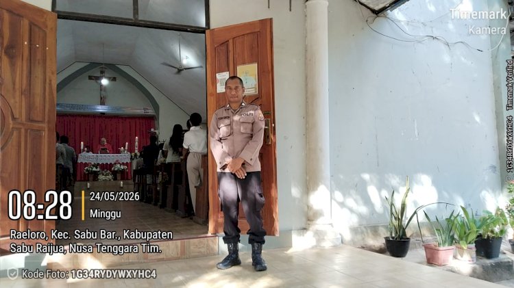 Polri Hadir Beri Rasa Aman, Ibadah Minggu di Gereja Katolik Santo Paulus Seba Berjalan Khidmat