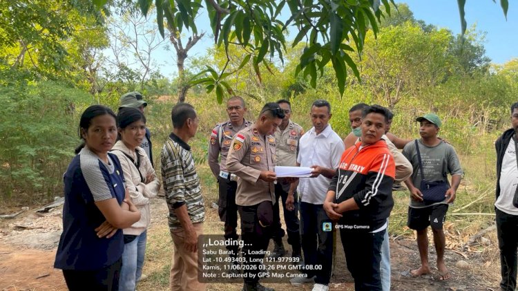 Respon Cepat Kapolsek Sabu Timur Cegah Konflik Saat Pelaksanaan PTSL di Kelurahan Bolou