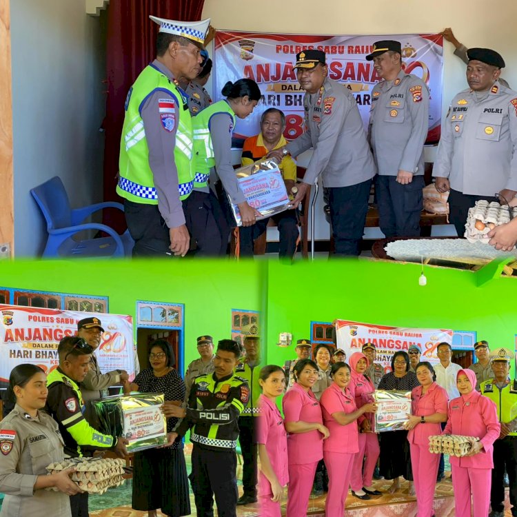 Dalam Rangka HUTBhayangkara ke-80 Kapolres Sabu Raijua anjangsana ke kediaman warakawuri dan purnawirawan Polri