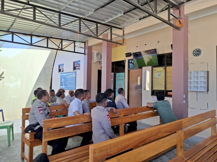 Anggota Polres Sabu Raijua Nobar Piala Dunia 2026, Pererat Kebersamaan Sambut Hari Bhayangkara ke-80