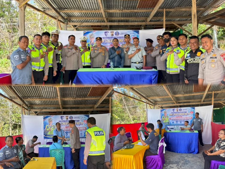 Sehat Bersama Polantas, Warga Sabu Raijua Antusias Ikuti Pemeriksaan Kesehatan Gratis