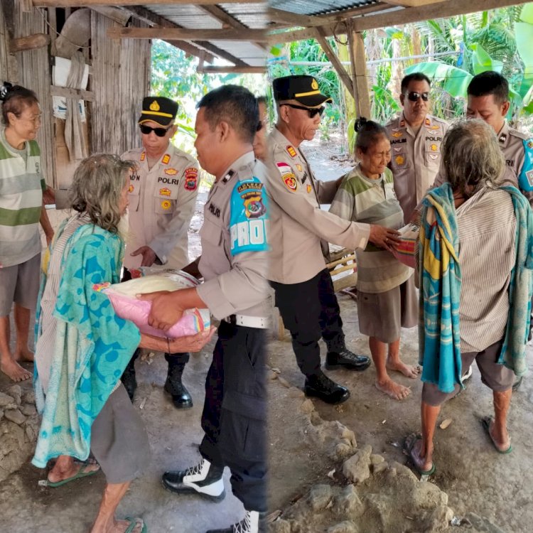 Polri Hadir dengan Kepedulian, Kapolsek Sabu Barat Berbagi Beras kepada Warga Kurang Mampu