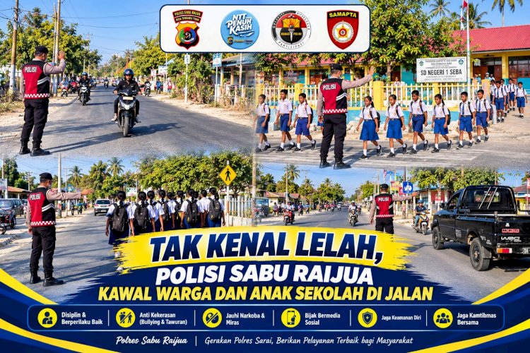 Tak Kenal Lelah, Polisi Sabu Raijua Kawal Warga dan Anak Sekolah di Jalan