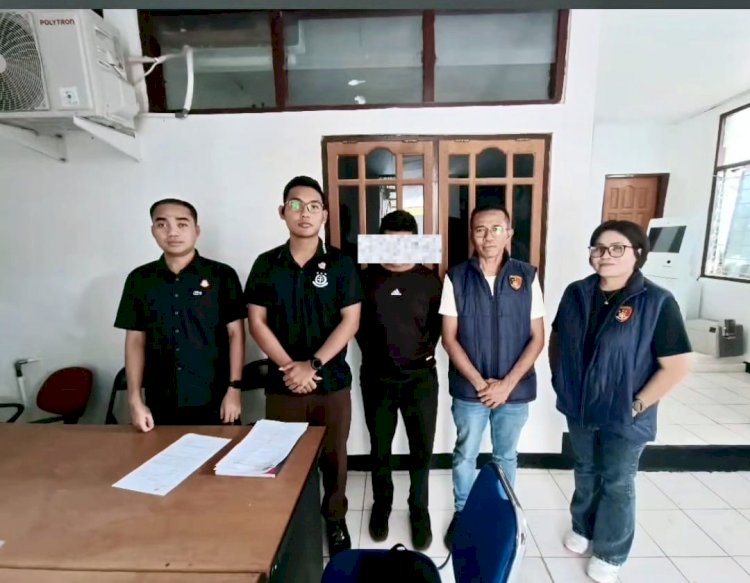 Komitmen Lindungi Perempuan, Sat Reskrim Polres Sabu Raijua Serahkan Tersangka KDRT ke Kejaksaan